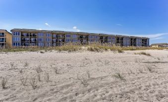 Oceanfront Beach Escape Condo with WiFi by RedAwning