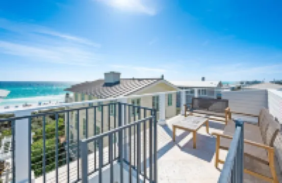 Gulf Views Steps to Seaside Town Center Bella Vita - Newly Remodeled! 4 Bedroom Home by Redawning