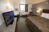 바이슨 인 앤 스위트 카스 카운티 호텔