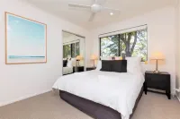 Clothiers Creek Farm Hotels in Hastings Point