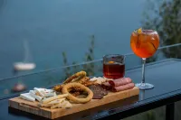 Manifest Boutique Hotel Hotels in Itilo
