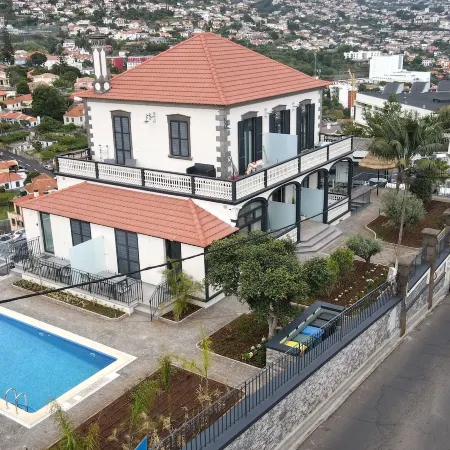 Sea and Sun 4 You - Villa Oliveira