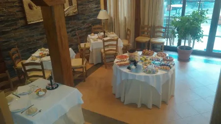 Hosteria del Arco Отели в г. Торре-Валь-де-Сан-Педро