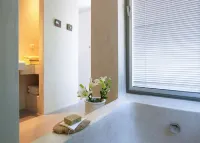 Youphoria Sea View Villas - Huvilat