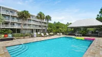 2 Minutes to the Beach & Dog Friendly - Sleeps 4 فنادق في Seacrest