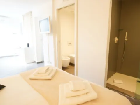 ル スタンツェ ディ ピアッツァ カイローリ メッシーナのホテル