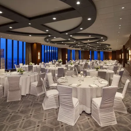 The Marquette Hotel, Curio Collection by Hilton