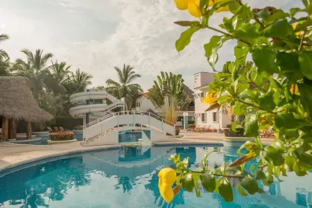 Hotel Villa Azul Отели в г. Барра де Навидад