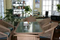The Queen Anne Inn Hotels in North Augusta