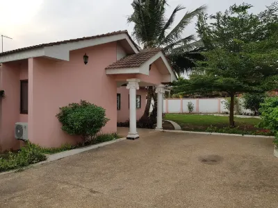 Jbk Hostels Adjirinaganor Hotels in Adjiringanor
