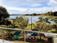 Aptos Vista Al Embalse, Frente Al Lago, Restaurantes, Bares - マウンテンビュー