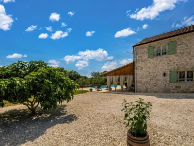 Lovely Villa in Posedarje with Private Pool