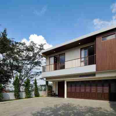 Anindya Hill View Villa 7 Bedrooms with a Private Swimming Pool Hotel Exterior