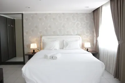 Spacious Studio Room at the Jarrdin Cihampelas Apartment Hotels in Coblong