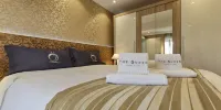 The Queen Luxury Apartments - Villa Liberty - Wohnung Mit Terrassen Mit Einem Schlafzimmer