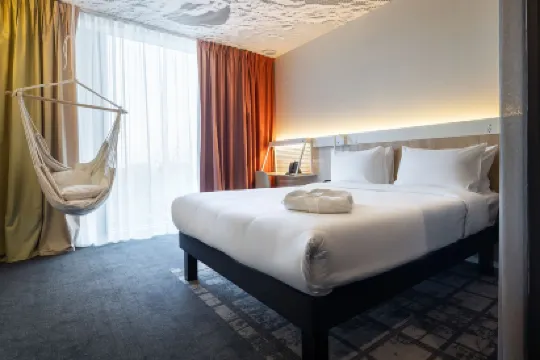 イビス アルマトイ ジェティス