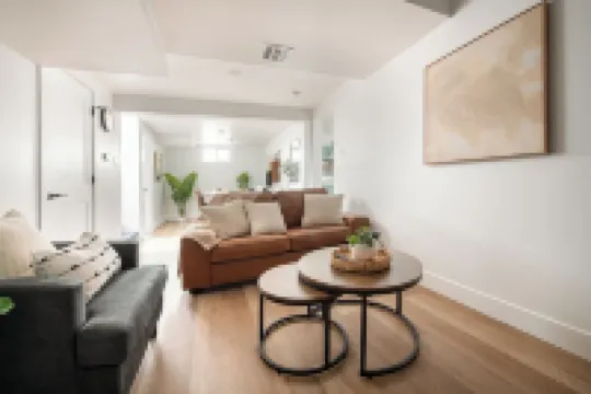 Newly Remodeled 2Br Basement Apt Walk to Shakespeare Fest and Suu