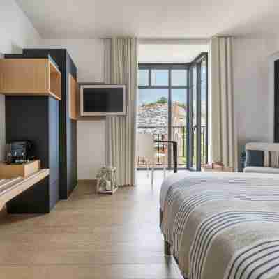 Castel Beau Site Rooms