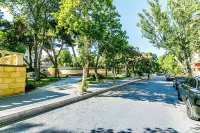 Azneft Garden Apartment