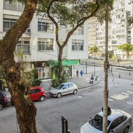 Lovely in Copacabana Near the Beach MVC205