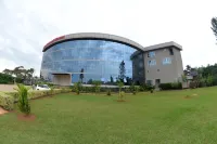 Maple Leaf Hotel Hotels in Masaka