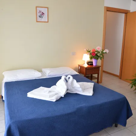 Two-Room Apartment for 3 People with Kitchen and Private Bathroom