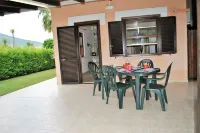 Villa Barbie Between Terracina and Sperlonga, 400 mt from Beach Hotels in Fondi