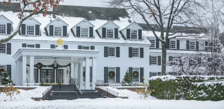 Woodstock Inn & Resort Отели в г. Запад Виндзор