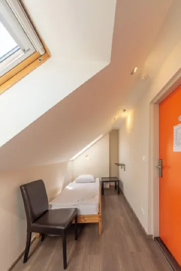 Minimino Hotel Отели рядом со станцией Praha Holesovice Railway Station