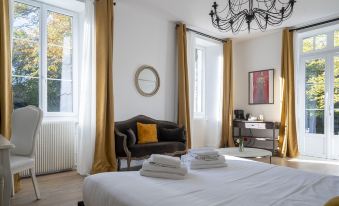 Chateau des Ayes - Chambres & Suites
