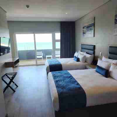 12 Oceans Hotel and Conference Centre Rooms