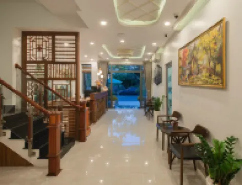 West Lake Hotel - Near Bai Dai Beach