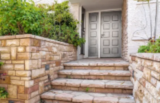 Spacious 4Bd House w Pool in the Heart of Herzliya