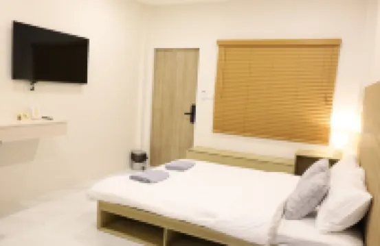 S.P.C. アパートメント by ブロッダルード