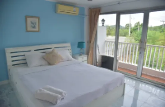 บ้านพี่ไมค์ รีสอร์ต ปราณบุรี โรงแรมใกล้Three Palm Trees, Pranburi