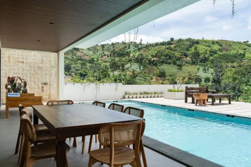 JadenHill CityView 8Br Villa Heated Pool+Movieroom - Private Pools