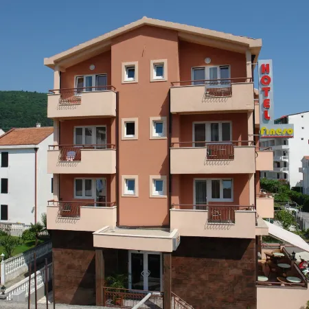Hotel Fineso