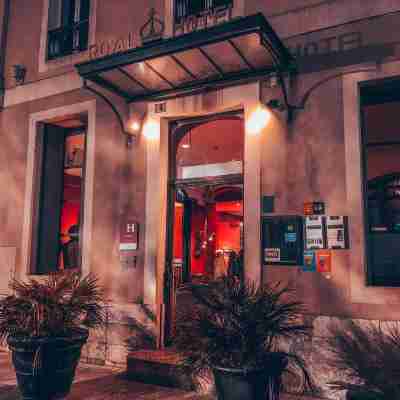 Royal Hôtel Nîmes Hotel Exterior