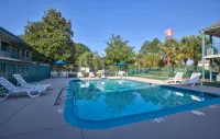 Motel 6 Valdosta, GA - University - 2-Star