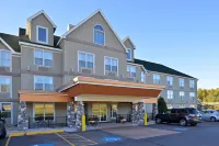 Duluth Inn & Suites Near Spirit Mountain Hotels in Duluth