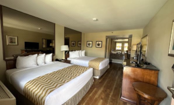 Travelodge by Wyndham Reno Downtown