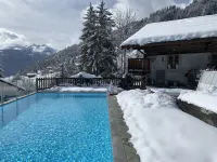 Hôtel la Ferme du Chozal, Chalet de Tradition - Pools