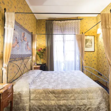 Residenza Ave Roma Отели рядом с достопримечательностью «Площадь Кавур»