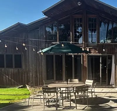 Stunning Architectural Home in Space Coast. Hotel in zona Ocean Club at Port canaveral