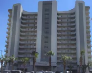 Tidewater Unit #606 Nicely appointed 1 BD/1BA with built-in bunks Gulf front - Private Pools