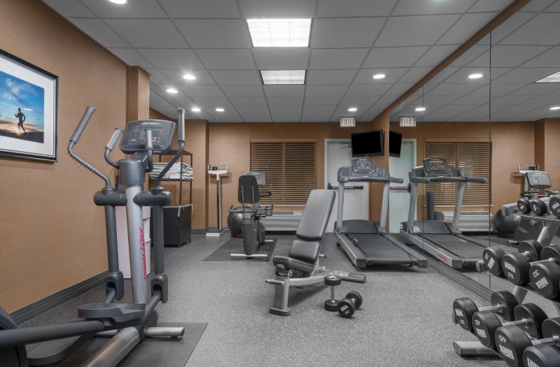 Holiday Inn Express & Suites Ames by IHG photo 3