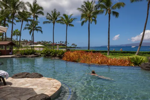 Luxurious Amenities and Private Walkway to Shops - Exquisite Tranquil Haven