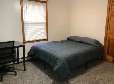 Private Backyard and Easy Access to NYC Trains - Spacious Escape