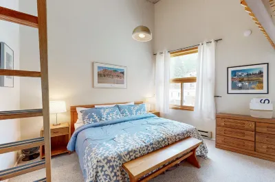 Sierra Del Sol | Ski-In, Ski-Out Townhome & Slope-View Balcony