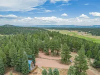 Hillside Hideaway Отели в г. Duck Creek Village
